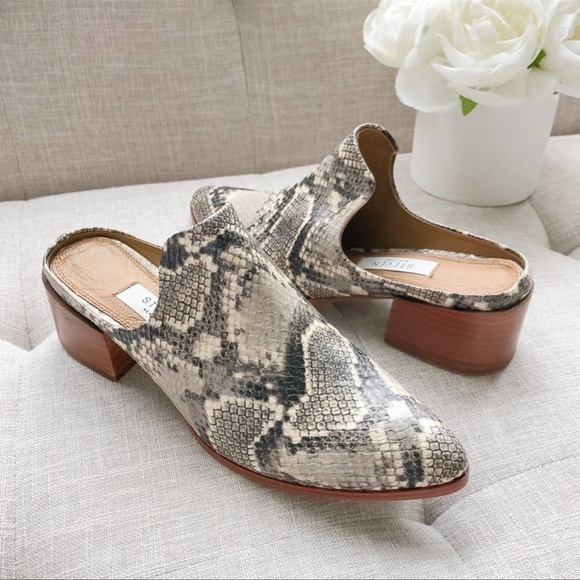 NEW Steve Madden Deandra Snakeskin Embossed Mule - Picture 2 of 4